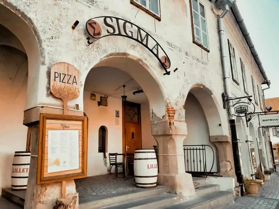 where to eat in sibiu - outer façade café einstein