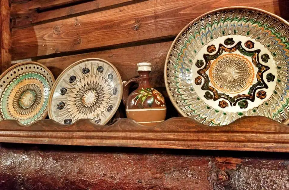 Hand painted Romanian plates