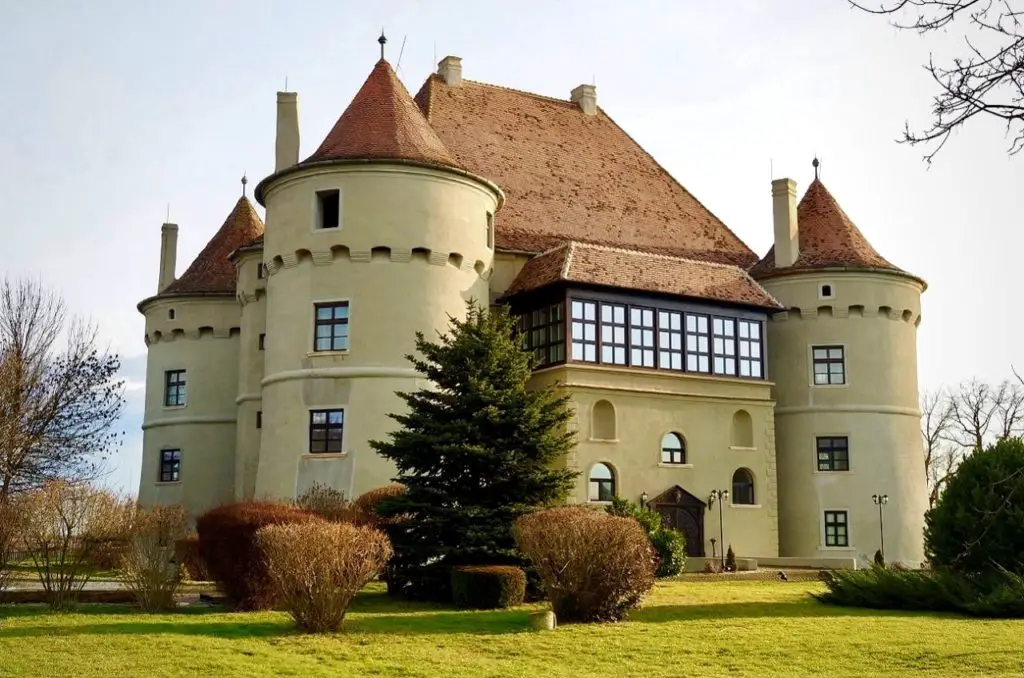 Bethlen-Haller Castle, an incredible Castle to visit in Transylvania, Romania.