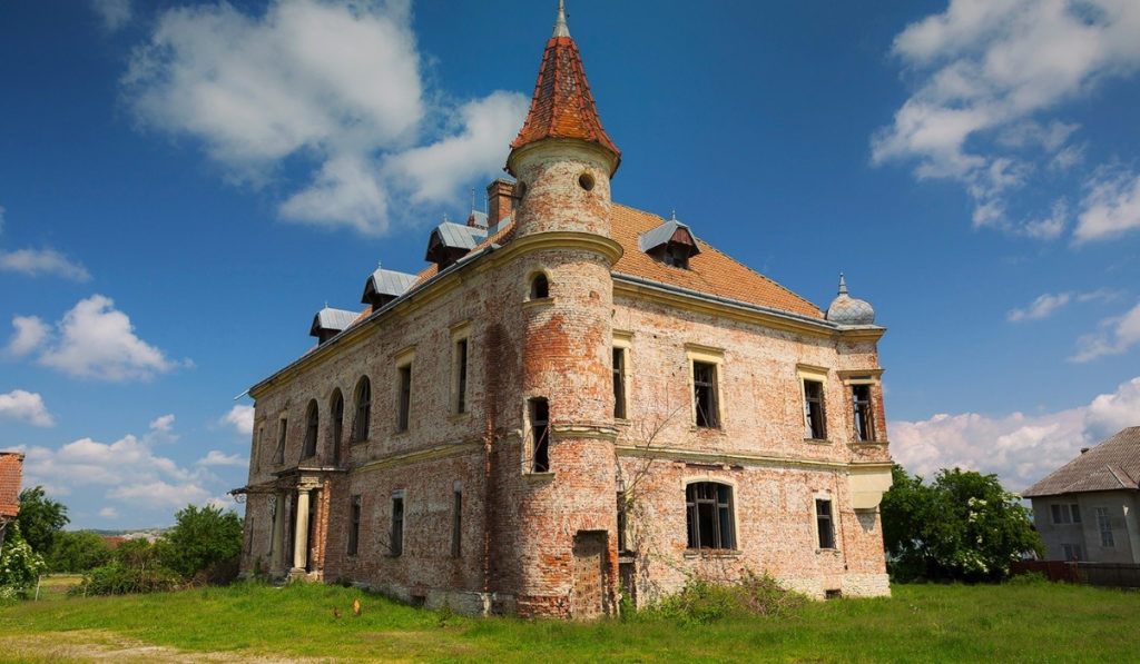 Semi-ruinous Teleki Castle in Transylvania.