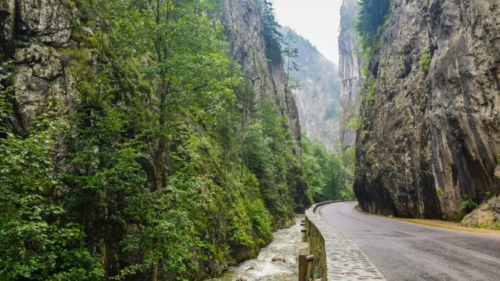 Bicaz Gorges, one of the most beautiful places to go driving in Romania